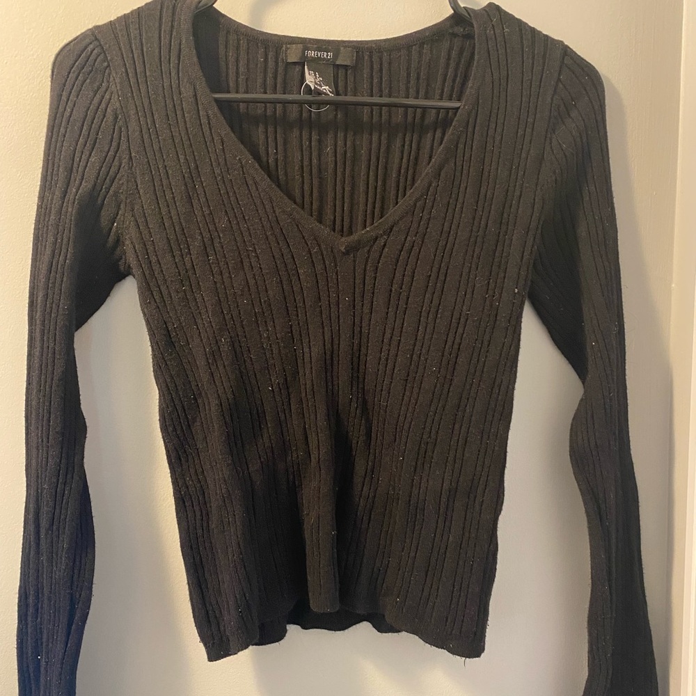 Forever 21 Long Sleeve V Neck
